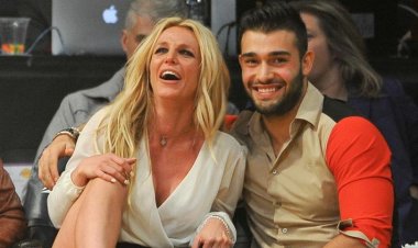 بريتني سبيرز تتزوج «سام أصغري» وتمنع والديها من الحضور