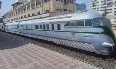 قطار الملك فاروق يصل إلى متحف قطار المنتزه بالإسكندرية