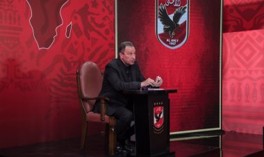 الخطيب يهنئ «سيدات الطائرة» بالدوري.. وبنات اليد بالكأس