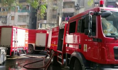 السيطرة على حريق داخل مخزن أخشاب في عزبة النخل