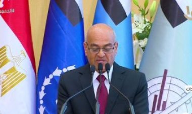 رئيس «الوطنية للإنتاج الحيواني» يستعرض إنجازات الشركة أمام الرئيس السيسي