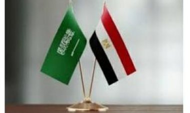 وزيرة التجارة تلتقي بنظيرها السعودي على هامش اجتماعات المؤتمر الوزاري لمنظمة التجارة العالمية