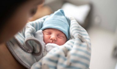 أم تعذب ابنها حتى الموت وتلقي بجثته في القمامة بالسلام| فيديو