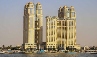 رفع اسم «ابنة نهى العمروسي» المتهمة بقضية فيرمونت من قوائم منع السفر