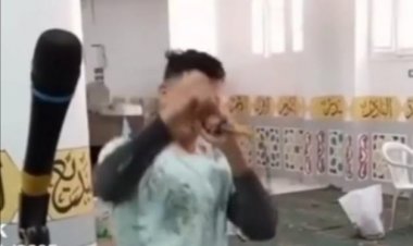 فحص فيديو رقص شاب  على الأغاني  داخل مسجد