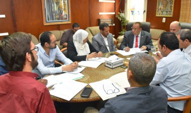 مجلس شئون التعليم والطلاب يناقش إعداد الجداول الدراسية للعام الجامعي المقبل بجامعة الأقصر