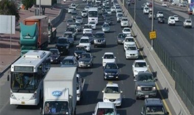 النشرة المرورية.. تكدسات بشوارع وميادين القاهرة والجيزة