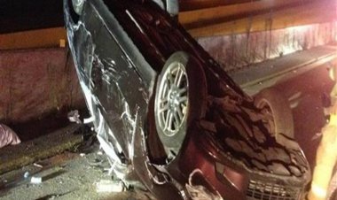 بينهم سيدة وأطفالها الثلاثة.. إصابة 8 أشخاص في حادث انقلاب سيارة داخل كمبوند بأكتوبر