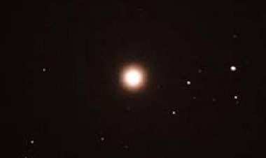 أضخم من الشمس 25 مرة.. «السماك الرامح» نجم أحمر عملاق يزين السماء طوال الصيف