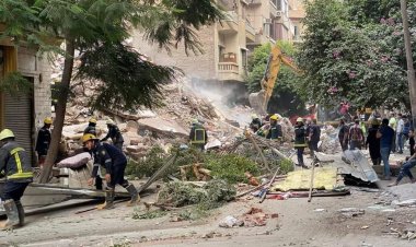 انتشال الجثة الأخيرة من أسفل عقار الوايلى المنهار