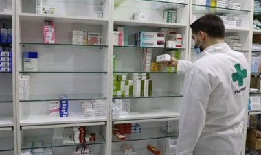 الحكومة تنفي وجود نقص في الأدوية بالمستشفيات الحكومية والصيدليات
