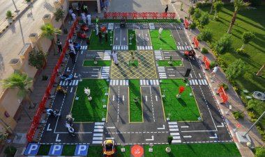 مدينة مرورية مصغرة داخل مستشفى الأورام بالأقصر| صور