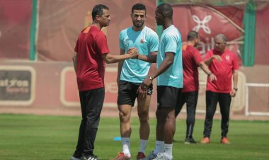 غموض حول لحاق ثنائي الأهلي بمواجهة غزل المحلة