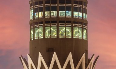 «زيادة المصروف».. تفاصيل الرسالة الأخيرة لشاب ألقى بنفسه من أعلى برج القاهرة