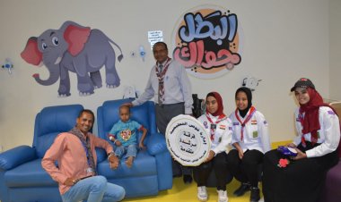 فريق الكشافة بمدرسة قوص الثانوية يدعم الأطفال مرضى الأورام بقنا