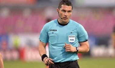 طاقم تحكيم روماني لإدارة مباراة الأهلي وبيراميدز بكأس مصر