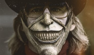 خطف وأشباح وأقنعة وهاتف ينتمي إلى عالم غريب في فيلم «The Black Phone»