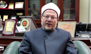 مفتي الجمهورية: كفاية الفقراء وسد الديون أولى من أداء نافلة الحج والعمرة