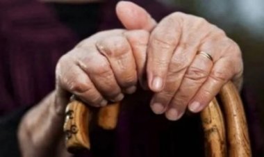 مسن عمره 60 عاما ينهي حياته إثر إصابته بأزمة نفسية حادة بعد انفصال زوجاته الاثنين عنه في وقت واحد