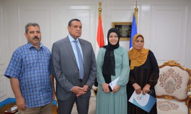 محافظ البحيرة يستقبل الطالبة «علا رفعت الخرادلي» الأول مكرر بالشهادة الإعدادية