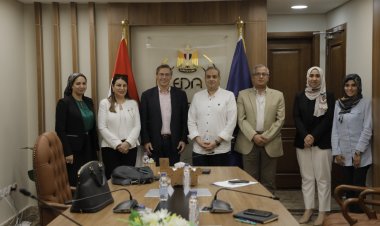 هيئة الدواء تستقبل مدير برنامج المجموعة البحثية للتكنولوجيا الطبية التابعة لمدرسة لندن للاقتصاد