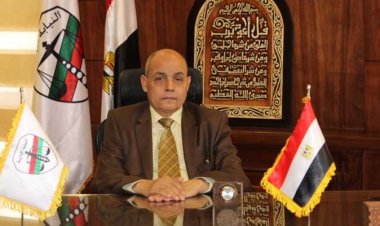 رئيس هيئة النيابة الإدارية  يهنئ الرئيس السيسي بمناسبة ثورة 30 يونيو