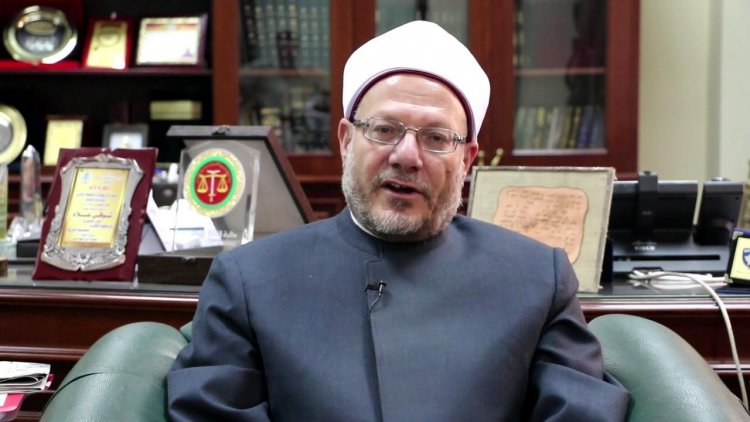 مفتي الجمهورية: كفاية الفقراء وسد الديون أولى من أداء نافلة الحج والعمرة