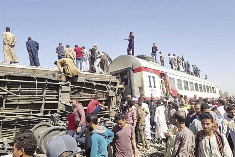 المشدد 15 عامًا وغرامة 28 مليون جنيه لسائق ومساعده في حادث قطاري سوهاج