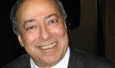 نقيب الممثلين ينفي وفاة الفنان الكبير صلاح السعدني