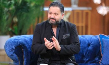 شاهد.. إدوارد يحتفل بعيد ميلاد هاني سلامة