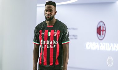 رسميا.. ميلان يعلن تعاقده مع أوريجى حتى 2026