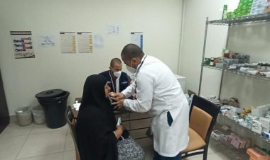 17 ألف و142 كشفا طبيا للحجاج المصريين في مكة والمدينة