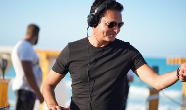 بالصور.. العالمى دافيد فانديتا يشعل pool party على الجزيرة بالساحل الشمالي