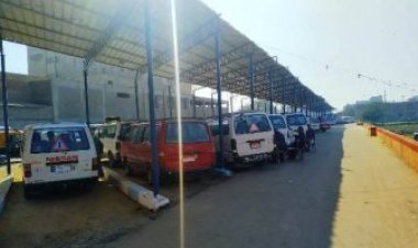 التنمية المحلية توجه بمتابعة الالتزام بتعريفة الركوب الجديدة