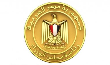 بعد رفع أسعار المواد البترولية.. مجلس الوزراء يلاحق السائقين المتلاعبين ومحتكري البنزين