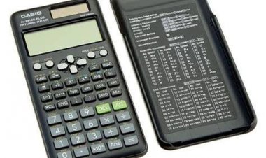 التعليم تسمح  لطلاب الثانوية العامة باستخدام الآلات الحاسبة الغير مبرمجة في امتحان الفيزياء