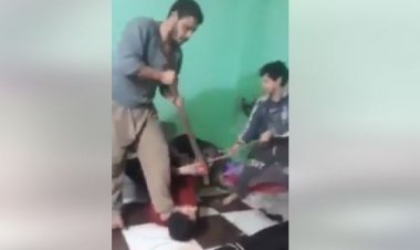 فيديو| «أخذت 10 جنيه دون علم الأم» علقة موت لـ فتاة بالإسماعلية