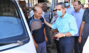 محافظ الغربية يتفقد سير العمل في مواقف السنطة وزفتى وسمنود والمحلة 