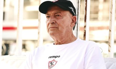 «فيريرا» يحذر لاعبيه من صعوبة لقاء المصري ويطالبهم بالتركيز