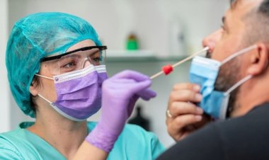 إجراء مسحات كورونا بمطار القاهرة للحجاج العائدين من السعودية