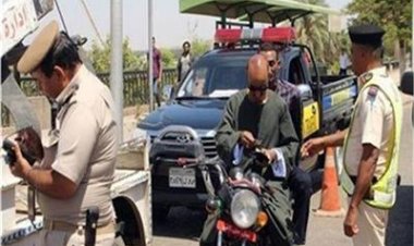 المرور: ضبط 1222 مخالفة لقائدي الدراجات النارية لعدم ارتدائهم الخوذة