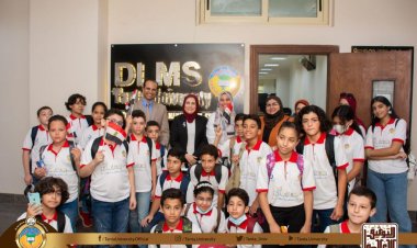 رئيس جامعة طنطا يتفقد معرض مشروعات الذكاء الاصطناعي  لطلاب «الحاسبات والمعلومات»