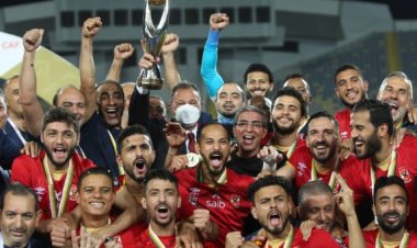 حساب «الكاف» يحتفل بالذكرى الأولى للبطولة الإفريقية العاشرة للأهلي