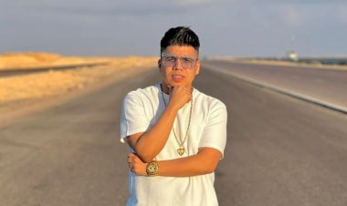 ردًا على مقاضاته من قبل «جمعية المؤلفين».. عمر كمال: «أنا قاصد أحط حاجة لأم كلثوم في الأغنية»