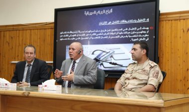 رئيس جامعة الدلتا التكنولوجية يتابع فعاليات دورة التربية العسكرية للطلاب