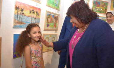 بالصور.. وزيرة الثقافة تفتتح الدورة الثانية لبينالي القاهرة الدولي لفنون الطفل