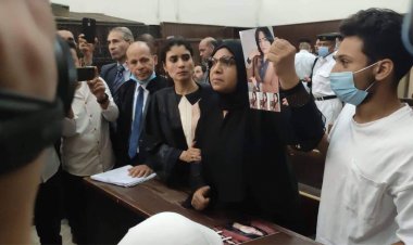 محامي شيماء جمال يدعي بالحق المدني أمام هيئة المحكمة.. بمبلغ 500 ألف جنيه
