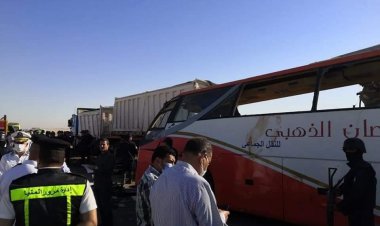 حبس قائد أتوبيس الحصان الذهبي لتسببه في حادث تصادم بالمنيا.. والتحقيقات تؤكد: «شارب مخدرات»