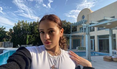 جنا عمرو دياب تحتفل بعيد ميلادها مع أصدقائها.. صور