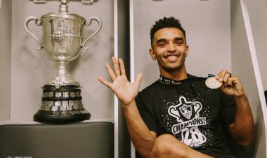 أوباما يودع الثنائي بن شرقي وأوناجم بعد رحليهم: «هتوحشوني»